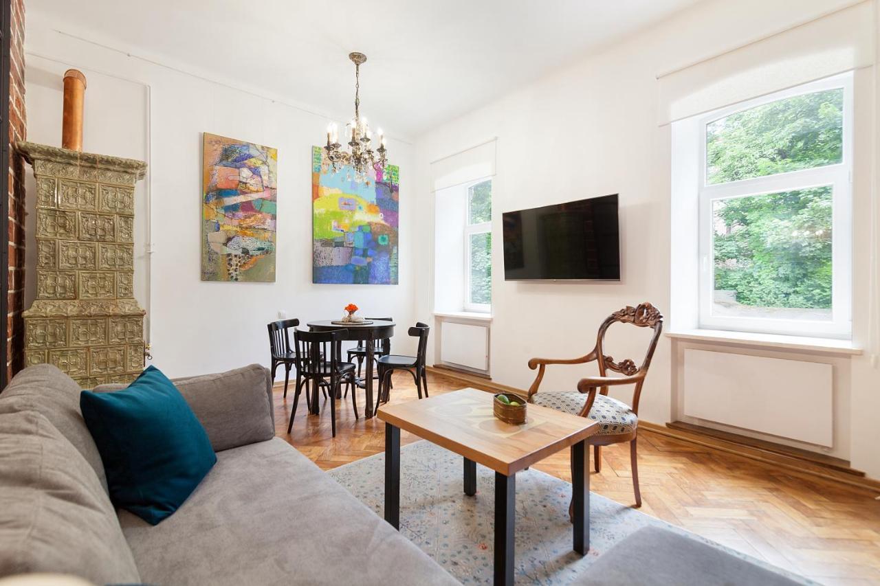 Gallery Art Apartment Lviv Bagian luar foto